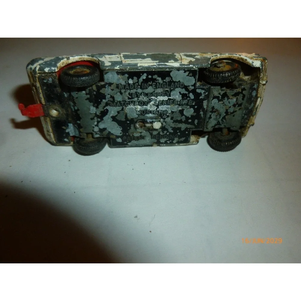 Matchbox Lesney Police Car Wagon Diecast Metal No 55 Superfast White